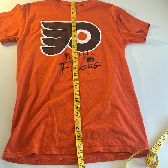 Philadelphia flyers NHL hockey T-shirt Men’s size small classic orange shirt - Picture 10 of 11